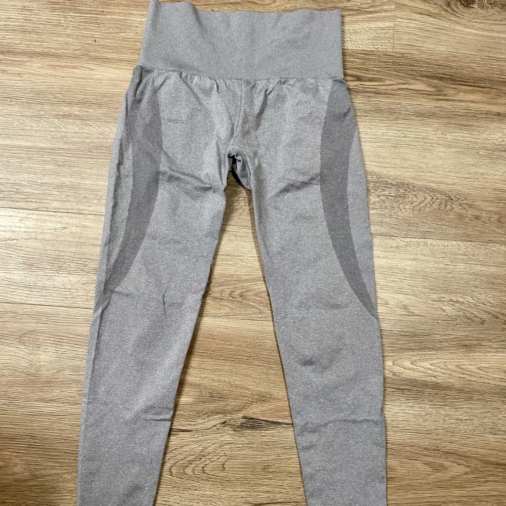 NVGTN leggings